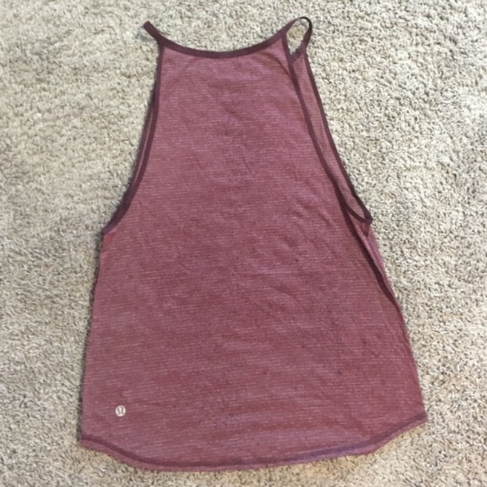 Lululemon high neck T (size 6)
